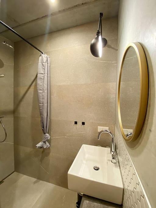 Apartment-erich Am Park-rabet Apartment